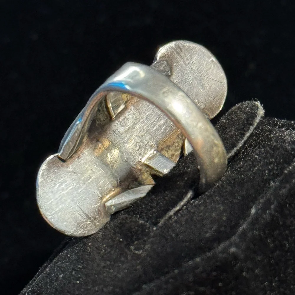 Vintage Native American Turquoise Sterling Silver Ring - Picture 4 of 4